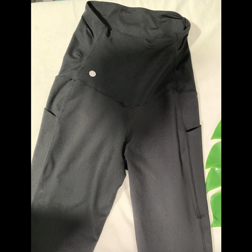 EUC Zella Live in‎ Pocket 7/8 Maternity Leggings - Picture 9 of 12